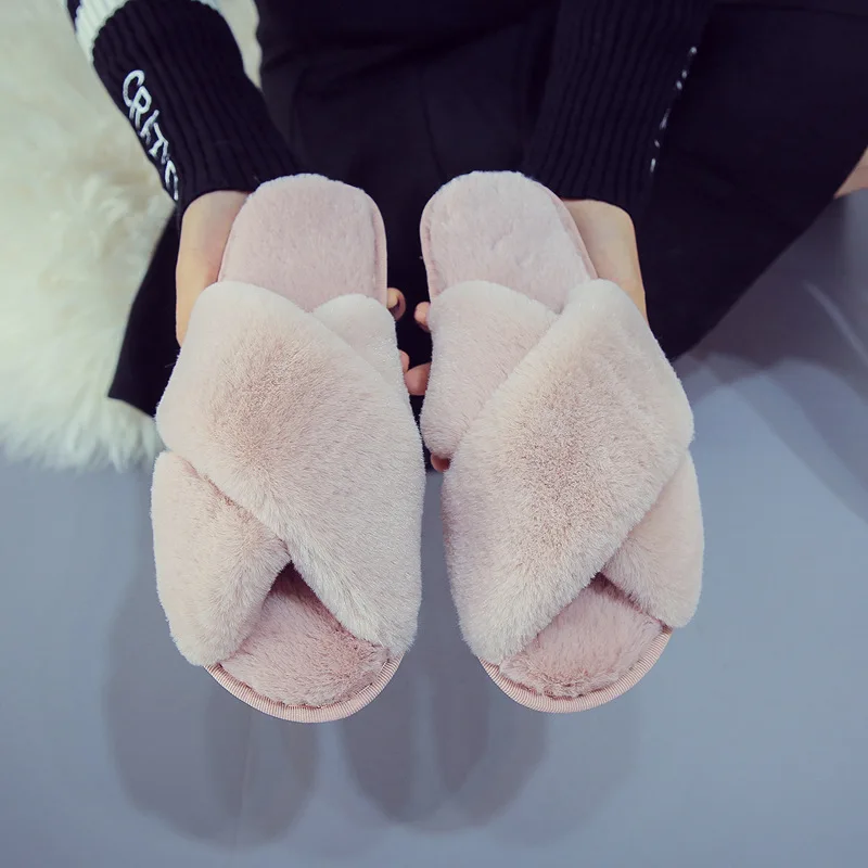 Fashion Women Slipper Casual Comfort Cross Furry Slipper Home Warm Slipper Female Flat Sandals Plus Size Fluffy Slippers Ladies