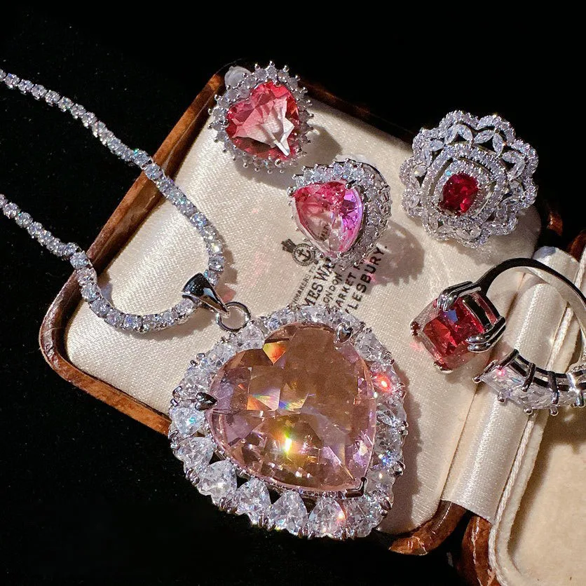 

2023 Women Papalacha Love Gem Necklace Plated with 18K Gold Flower Zircon Ring