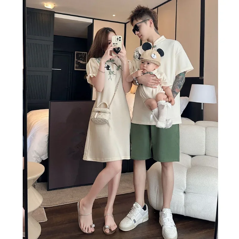 

Parent-child Outfit Chinese Style Family Coordinated Clothes Mother and Daughter Cheongsam Dress Girls Qipao Dresses Dad Son Set