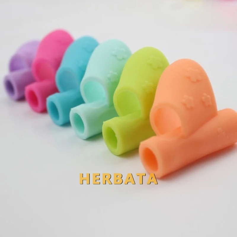 Pencil Holder Tool 3Pcs Kids Pen Grip Posture Corrector Silicone Pencil Holder