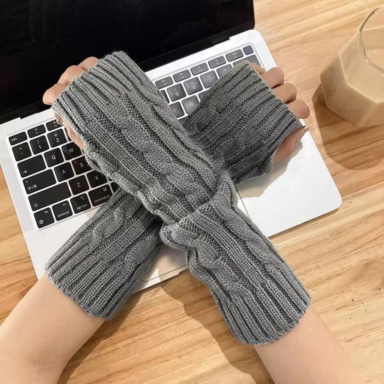 2PCS Cable Knit Fingerless Gloves, Women's Soft Warm Knitted Arm Warmers, White Winter Hand Accessories, Stylish Elastic