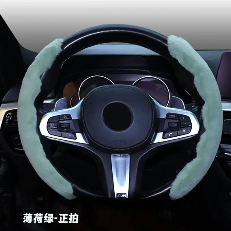 

Универсальная накладка на руль плюшевая накладка на руль для автомобиля сохраняет тепло и устойчивость к скольжению зимой
