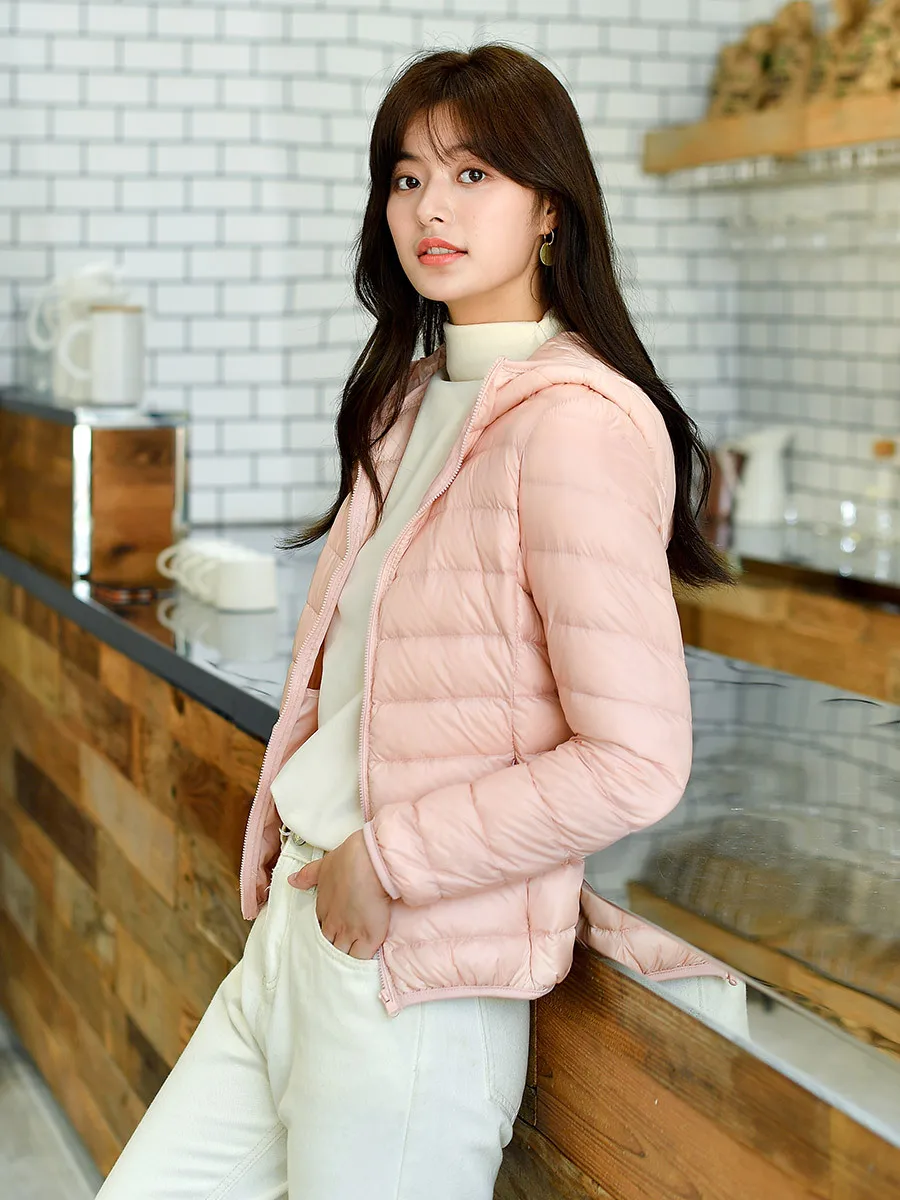 

15 Colors Women Ultra Lightweight Puffer Jacket 2023 New Korean Fashion Hooded Short Female Wind-Resistant Breathable Down Coat