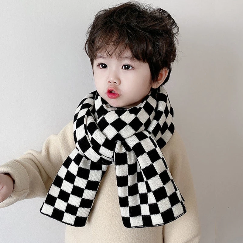 Checkerboard children's wool scarf knitted Korean black and white checkered children warm autumn and winter baby boys girls