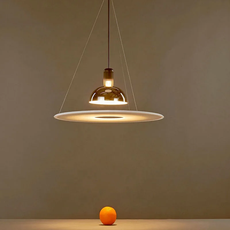 

Nordic postmodern light luxury creative minimalist restaurant chandelier personalized study bedroom designer UFO chandelier art