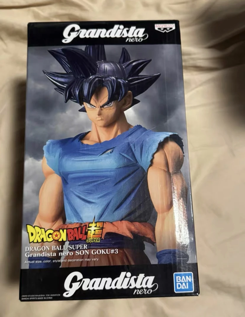 Original Bandai Super Saiyan Dragon Ball Son Goku Action Figures