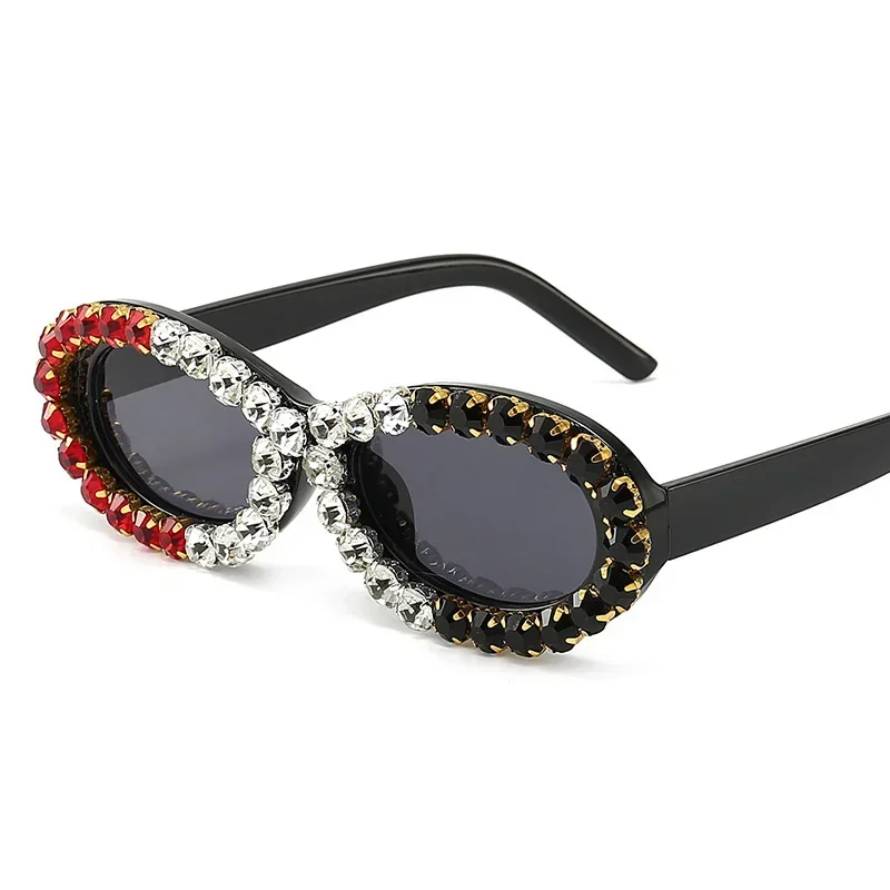

Brand Design Handmade Rhinestone Cat Eye Sunglasses Fashion Glasses Women Flower with Pearl Round Vintage Sunglasses Beach Party