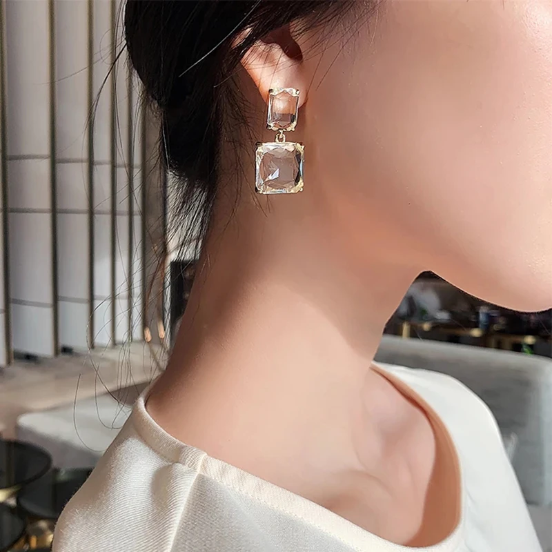 Boucles D'oreilles Pendantes Carrées En Acrylique Rouge – Design Géométrique Creux – Style Y2K, Légères Et Hypoallergéniques – Pour Tenue Quotidienne Ou Soirée