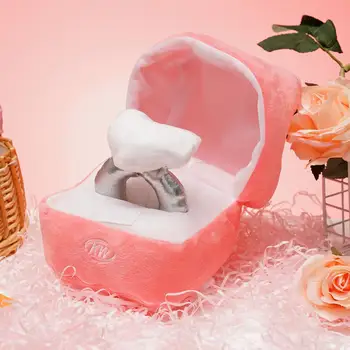 Cute Box Plush Toy Heart Shape Diamond Case Couple Mysterious Surprise Memory Wedding Valentine's Day Gift Present