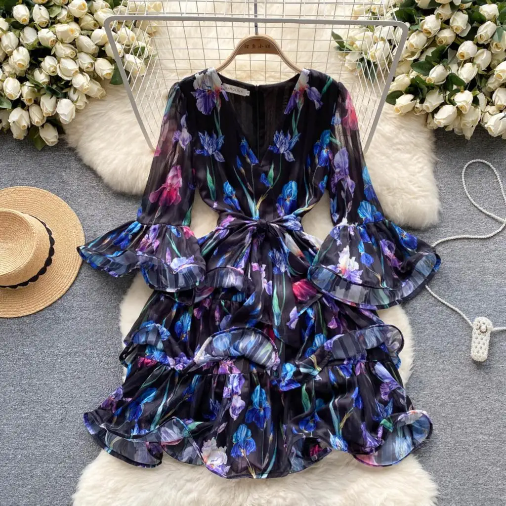 

Summer Runway Luxurious Tiered Ruffles Cake Mini Dress Women's Deep V-Neck Floral Print Vacation Holiday Party Mini Vestidos