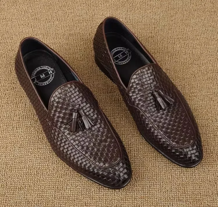 Hand-woven men's shoes, leather tassel loafers, men's British business, leather shoes, single-pedal shoes