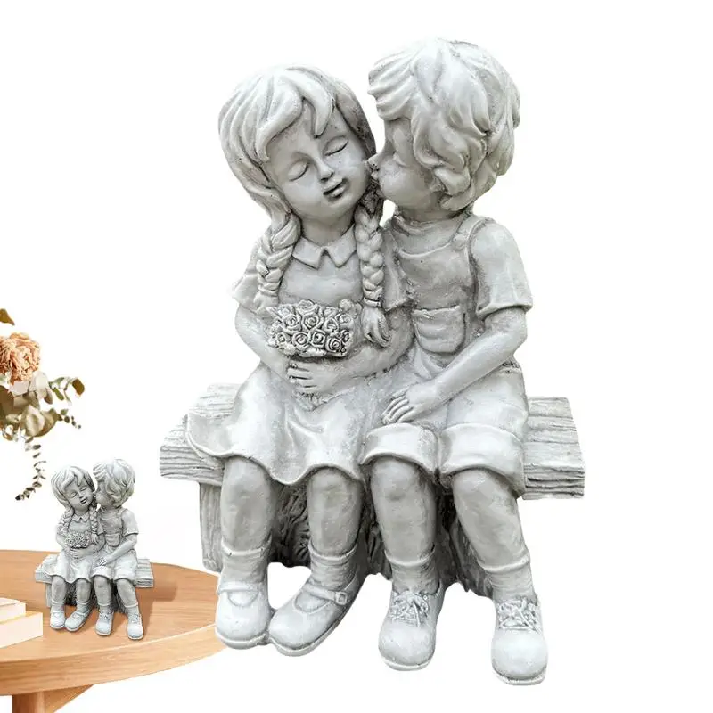 

Couple Kiss Figurine Desktop Ornament Bench Kissingg Couple Statue Couple Sculpture Garden Yard Valentine Day Bedroom Decor