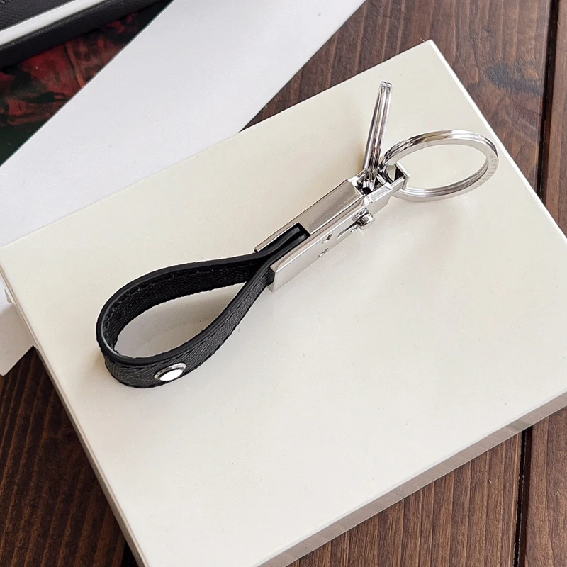 CJS Key Chain MB Keychain Made Of Imported Calf Blue Red Black Leather 316 Stainless Steel Removable Double Ring With Box Set