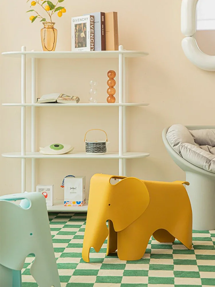 

Children's chairs, kindergarten stools, baby chairs, elephant cartoon chairs, colorful toy stools, shoe stools.