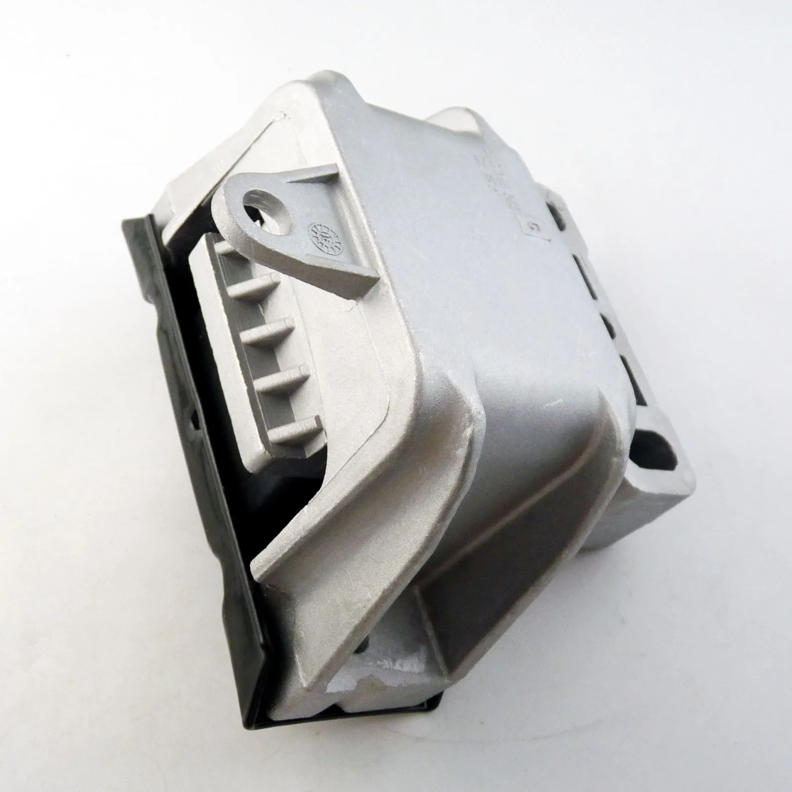 WOLFIGO New Front Left for VW Volkswagen Beetle Golf Jetta Audi Auto Trans Mount Lower Engine Motor Mount EM-9101 1J0199555AJ