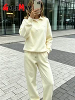 Ensemble de survêtement printanier pour femme avec pantalon large, blanc, oversize, deux pièces, classique, pour femme 2026 4