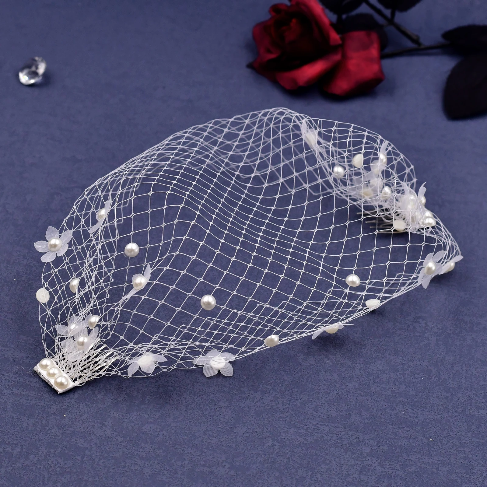 Mini Bridal Veils Blusher Veil Wedding Birdcage Veil with Pearls on the Two Combs Bachelorette Party Accessories VA15