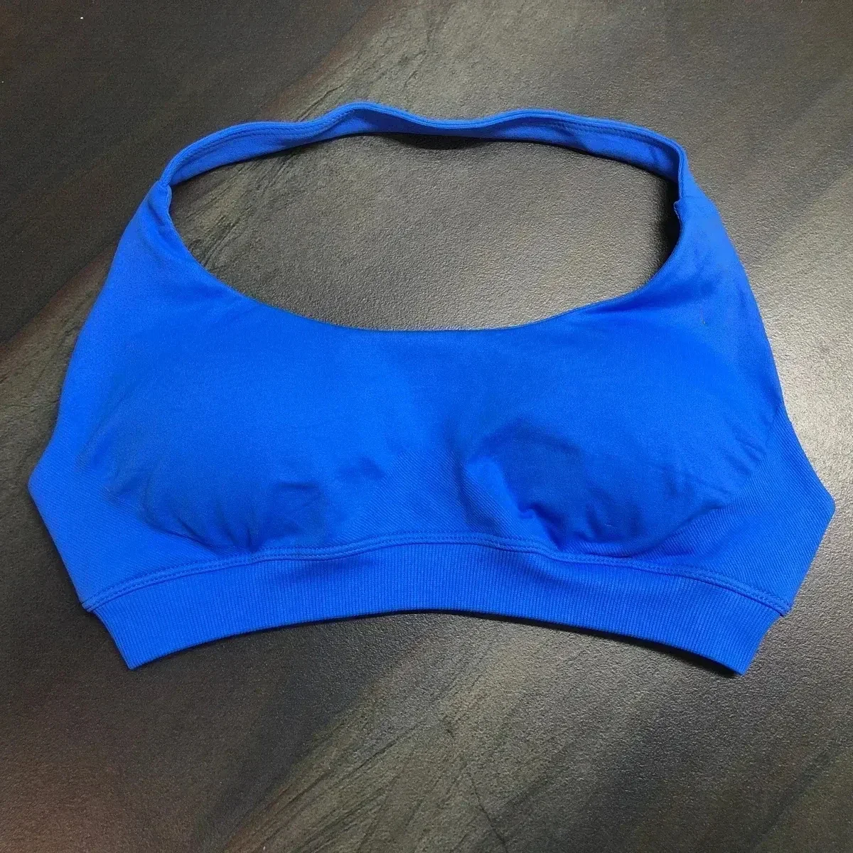 Description Picture 6 of itemImpact Sports Bra for Women Seamless Halter Bra Sexy Open Back Yoga Top Bras Workout Strappy Gym Crop Top Padded Sportswear