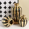 Light luxury ceramic jar creative home living room vase flower arrangement foyer decoration ceramic jar dining table decoration 1