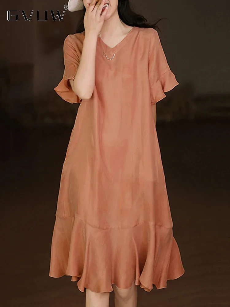 

Женское платье с оборками GVUW, однотонное ТРАПЕЦИЕВИДНОЕ ПЛАТЬЕ средней длины с коротким рукавом и V-образным вырезом, модель 17G7029 в винтажном стиле, 2024