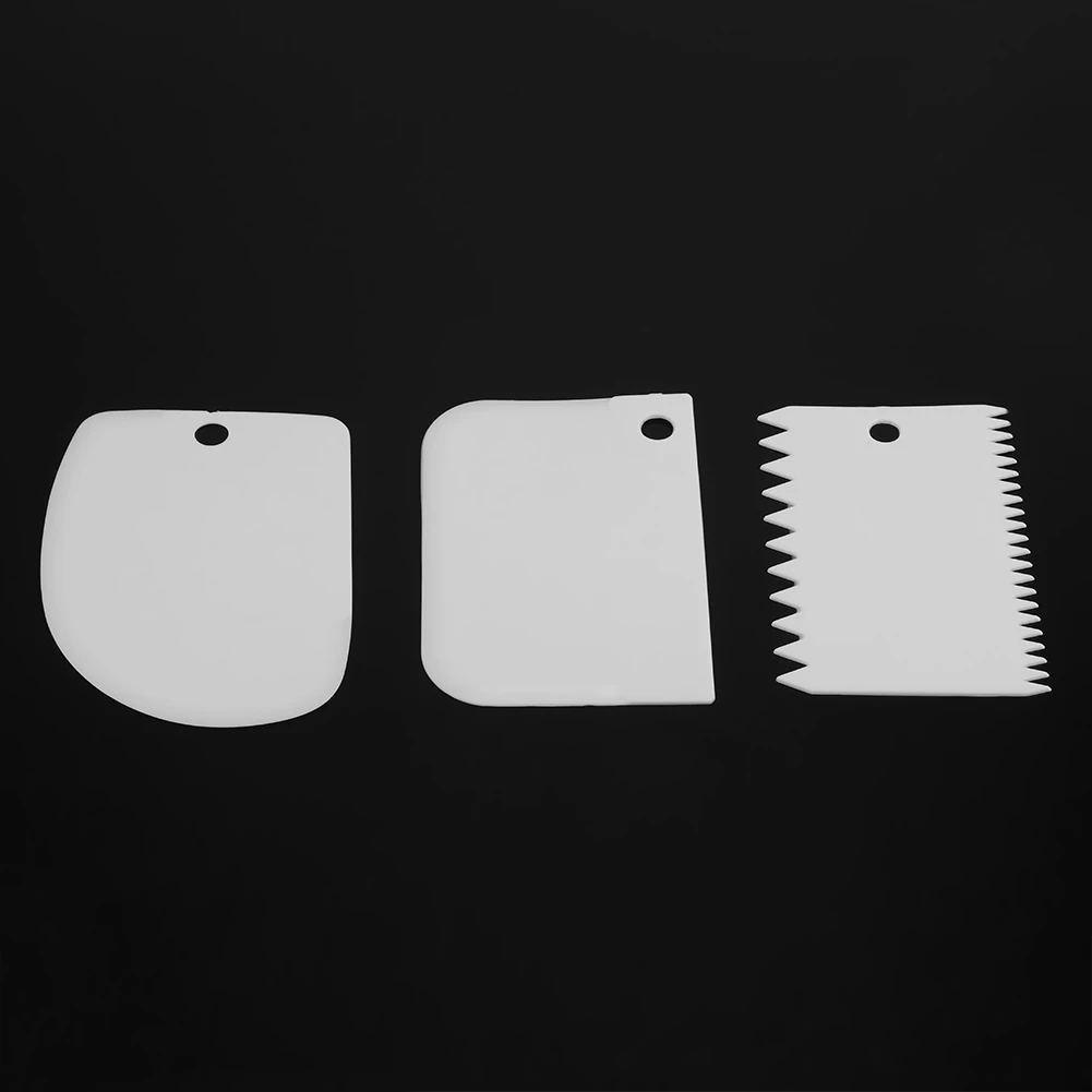 Description Picture 4 of item/set Plastic Cream Dough Scraper Cutter Spatulas for Pastry Cake Decoration Cream Scraper Cream Spatulas Pastry Cutter