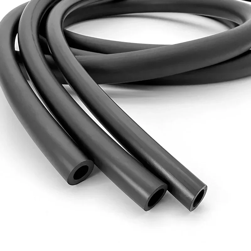 Black NBR Oil-Resistant Fuel Rubber Hose for Automotive and Diesel Applications