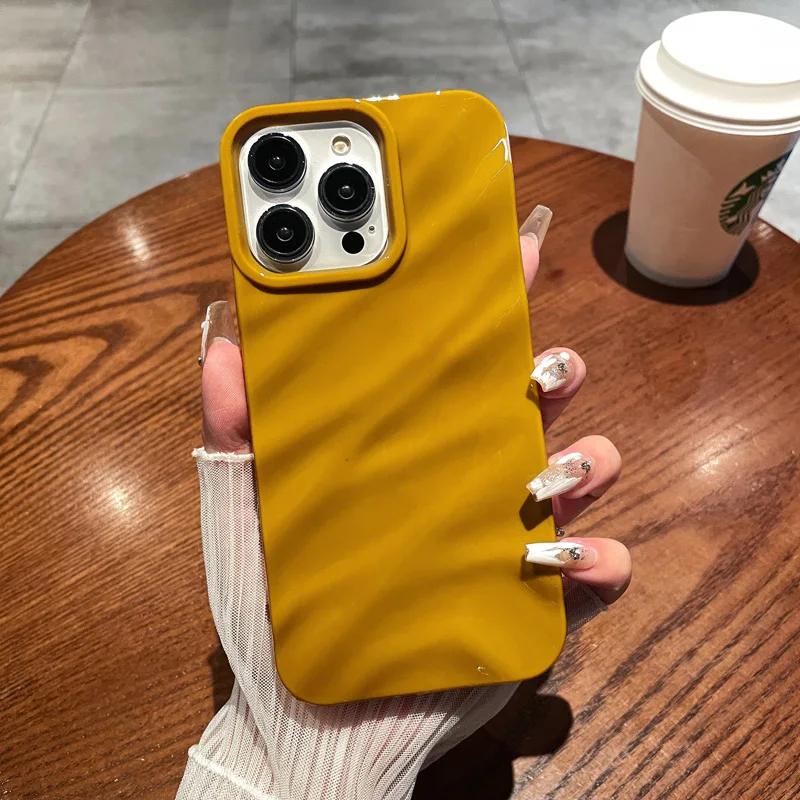 thumbnail image 1 of Funda de teléfono con pliegues 3D a la moda para iPhone 16, 15, 14, 13, 12, 11 Pro Max, 14, 15 Plus, X, XR, XS Max, carcasa a prueba de golpes de color caramelo, 1 of 5