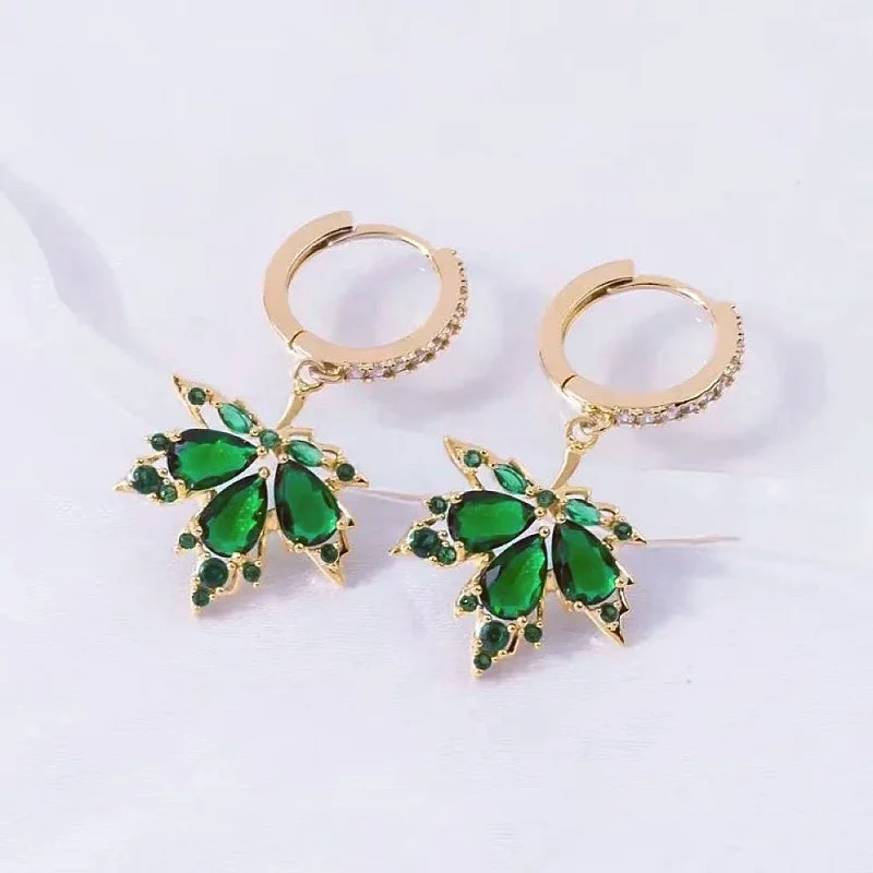 TseenYi Orecchini Di Cristallo Fiore Perno Orecchini D'oro Strass Cz Piccolo Fiore Orecchini Di Cristallo Orecchini Fiore Vintage Lucido Cz Orecchini