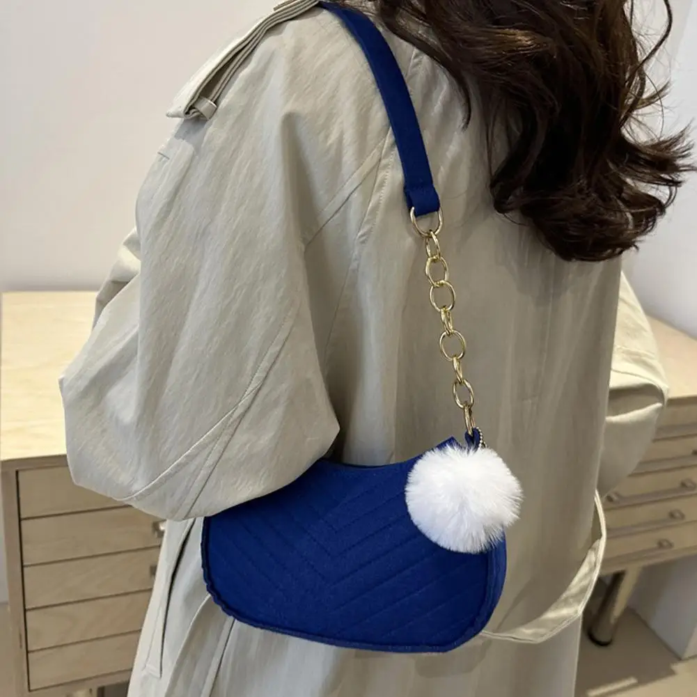 Einfarbige Pompon Filz Schultertasche Winter Neue Mode Unterarmtasche Kleine Quadratische Handtasche Niedliche Lässige Umhängetasche Mädchen Geschenk – Detail 11