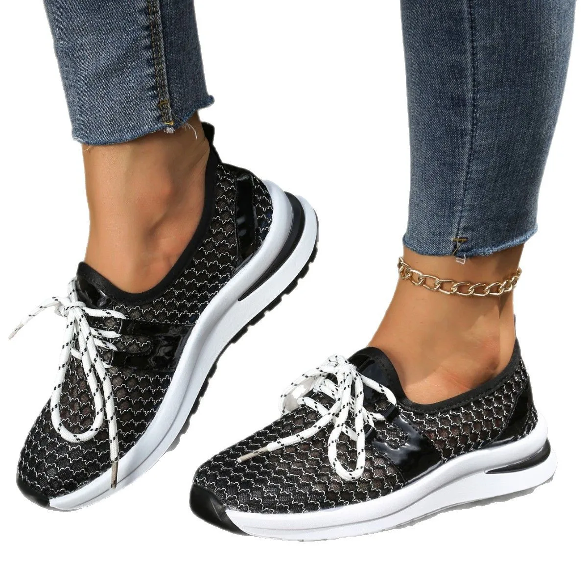 Women's Slip-On Summer Sneakers New White Mesh Shoes for Women Breathable Light Comfortable Vulcanize Shoes Casual Sports Woman