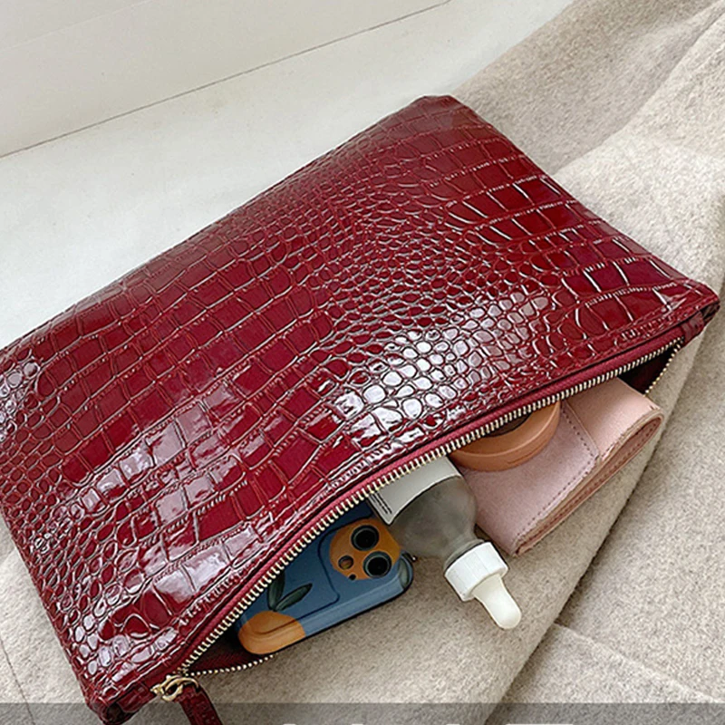 Fashion Solid Color Women's Clutch Bag PU Leather Envelope Phone Purse Female Vintage Crocodile Pattern Wrist Shipping Handbags