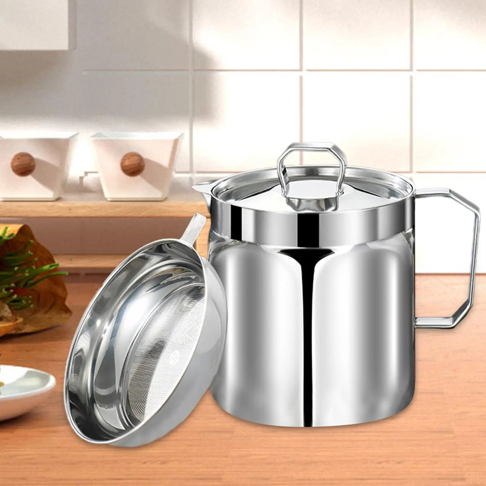 

304 Stainless Steel Oil Container Oil Container with Fine Mesh Strainer