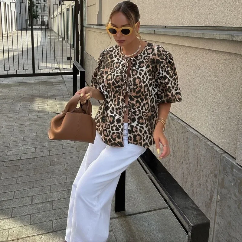 Camisetas con estampado de leopardo para mujer, blusas informales de manga corta con contraste, con cordones, ajustadas, estilo Y2k, camisetas de otoño tipo vendaje