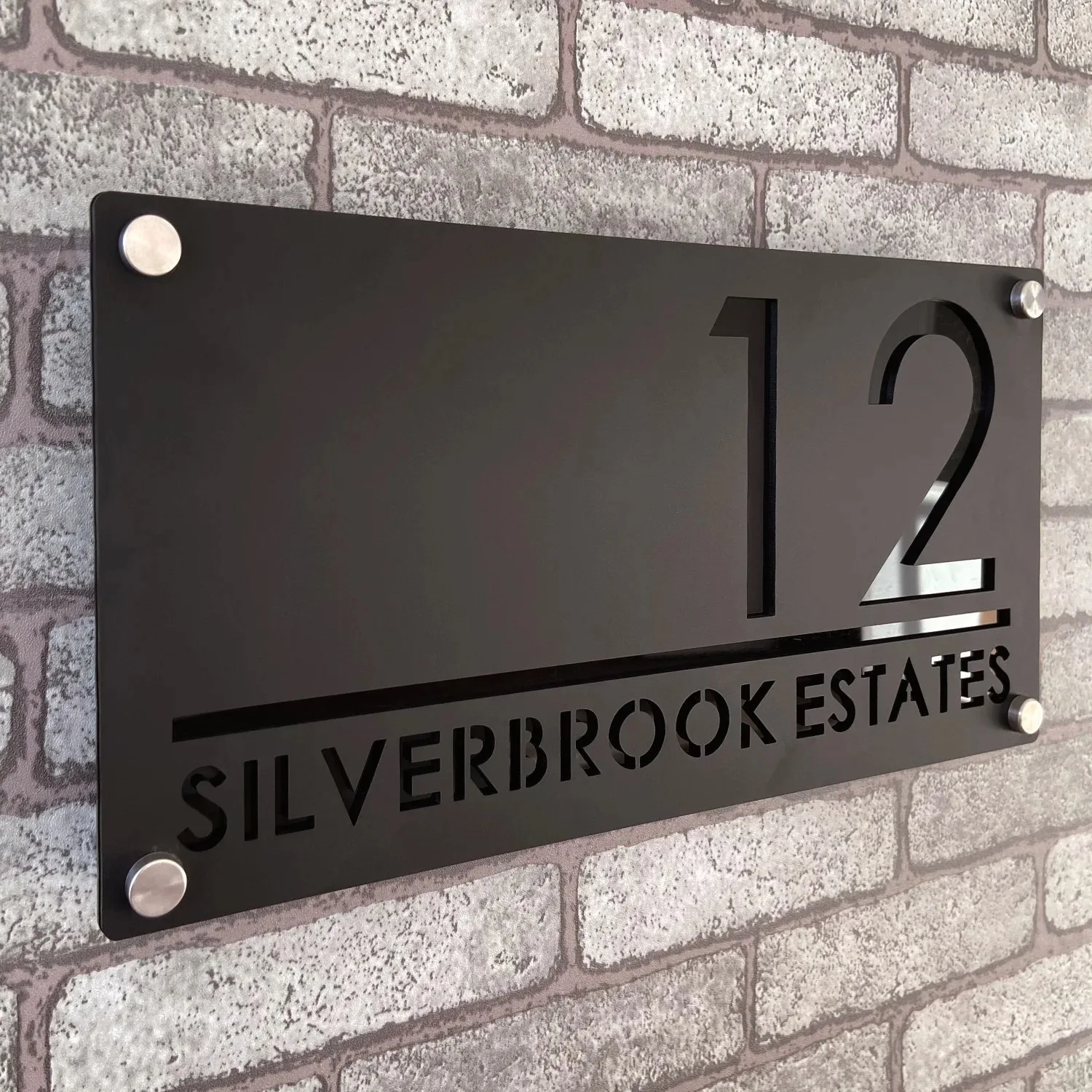 שלט כניסה לבית