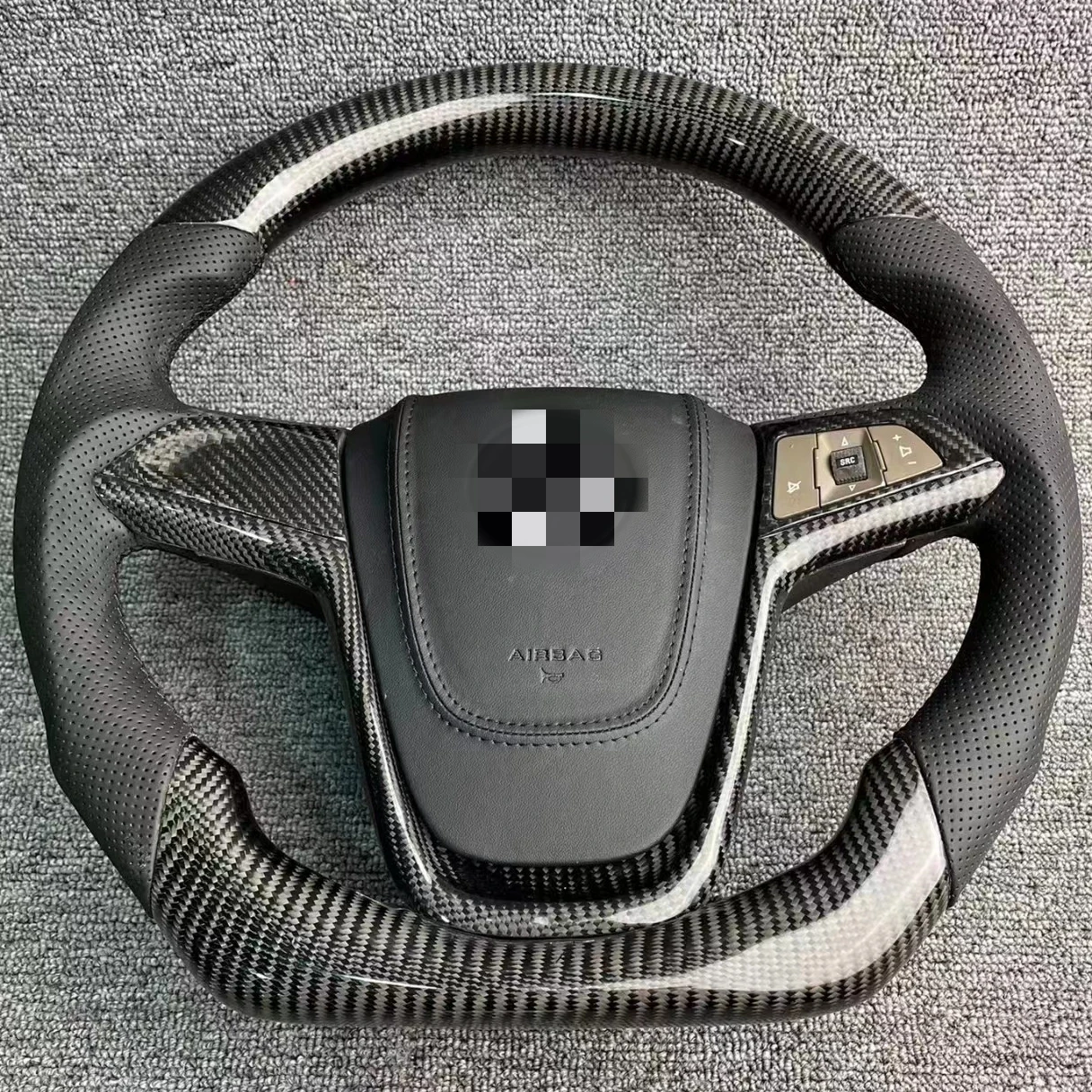 

Сменное рулевое колесо из настоящего углеродного волокна с кожей для Buick Excelle XT GT 2010-2015