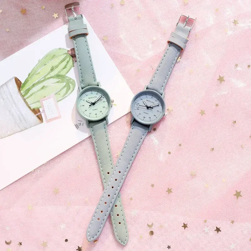 

Quartz Watch Women Watch PU Leather Strap Women Watches Waterproof Round Dial Retro Bracelet Watch Ladies Girls Wristwatch
