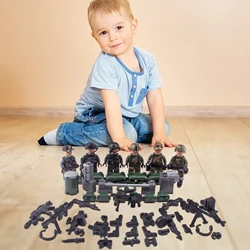 Ensemble d'accessoires de figurines de soldats de l'armée, blocs de construction, bras, casques, armes, visages émotionnels, briques, jouets, cadeau pour enfants, 130 pièces/ensemble 