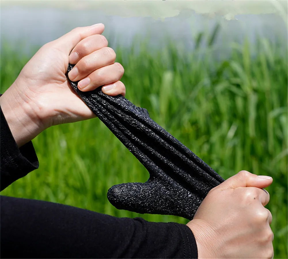 Outdoor Multifunctional Fish Catching Latex Gloves Anti Sting Anti Slip Waterproof Wear-Resistant Portable Fishing Equip fishing gloves
