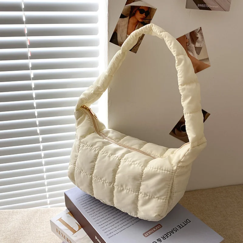 

Fashion Plaid Women Hobos Shoulder Bags Solid Color Ladies Lingge Underarm Bag Retro Female Small Clutch Purse Handbags Bolso