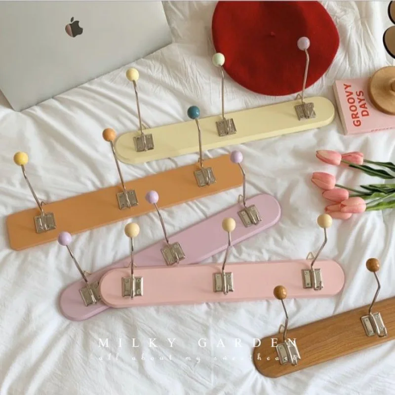 Joylove Colgante de pared retro francés para habitación de niños, color helado, decoración de lunares, gancho de abrigo de madera maciza - 100 cosas bonitas para la casa