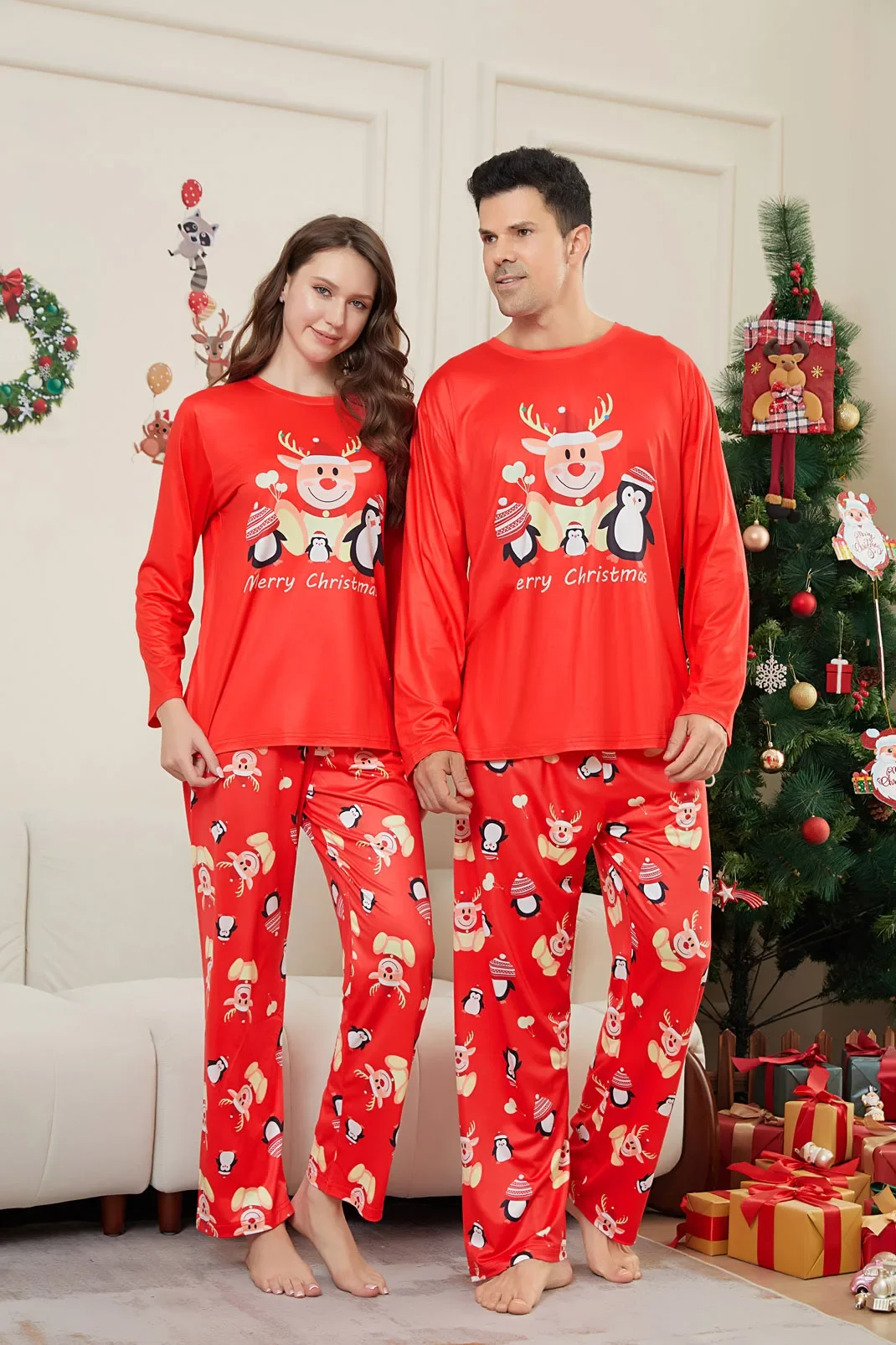 thumbnail image 4 of Conjunto de pijama con estampado de alce para adultos y niños, 2 piezas, para bebé y perro, estilo navideño familiar, para año nuevo 2024, 4 of 5