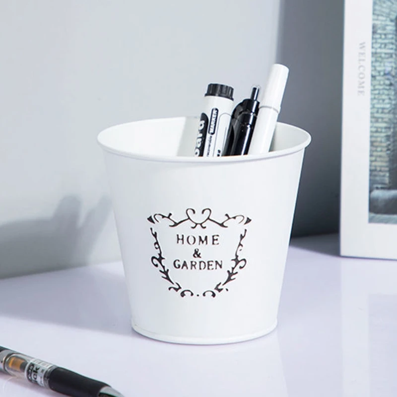 

Nordic Iron Bucket Plant Flower Pot Vest Multifunctional Pen Holder Barrel Container Desktop Decoration 45BE