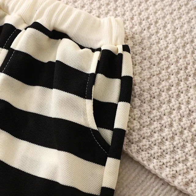 Conjuntos de verano para niños y niñas, camiseta de manga corta a rayas y pantalones cortos, chándales de cuello redondo a la moda para bebés, trajes para niños - Imagen 6