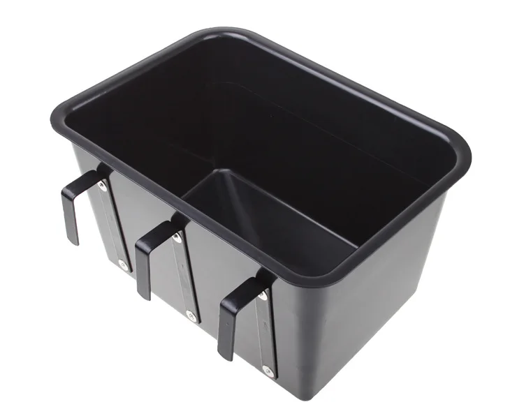 Horse Feed Bucket Are Made of Thickened Plastic Which Is Temperature Resistant Sturdy Durable and Has A Large Capacity 2