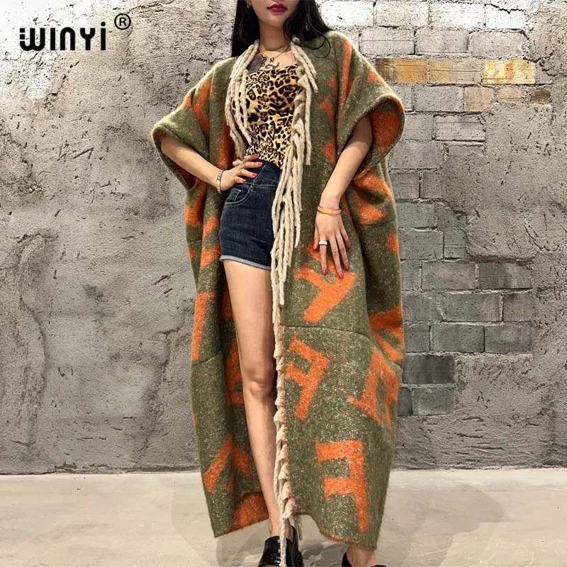 

Зимняя накидка WINYI с принтом подиума, высококачественное пончо, роскошное длинное Свободное пальто, плотное теплое женское длинное пуховое пальто, платье для женщин