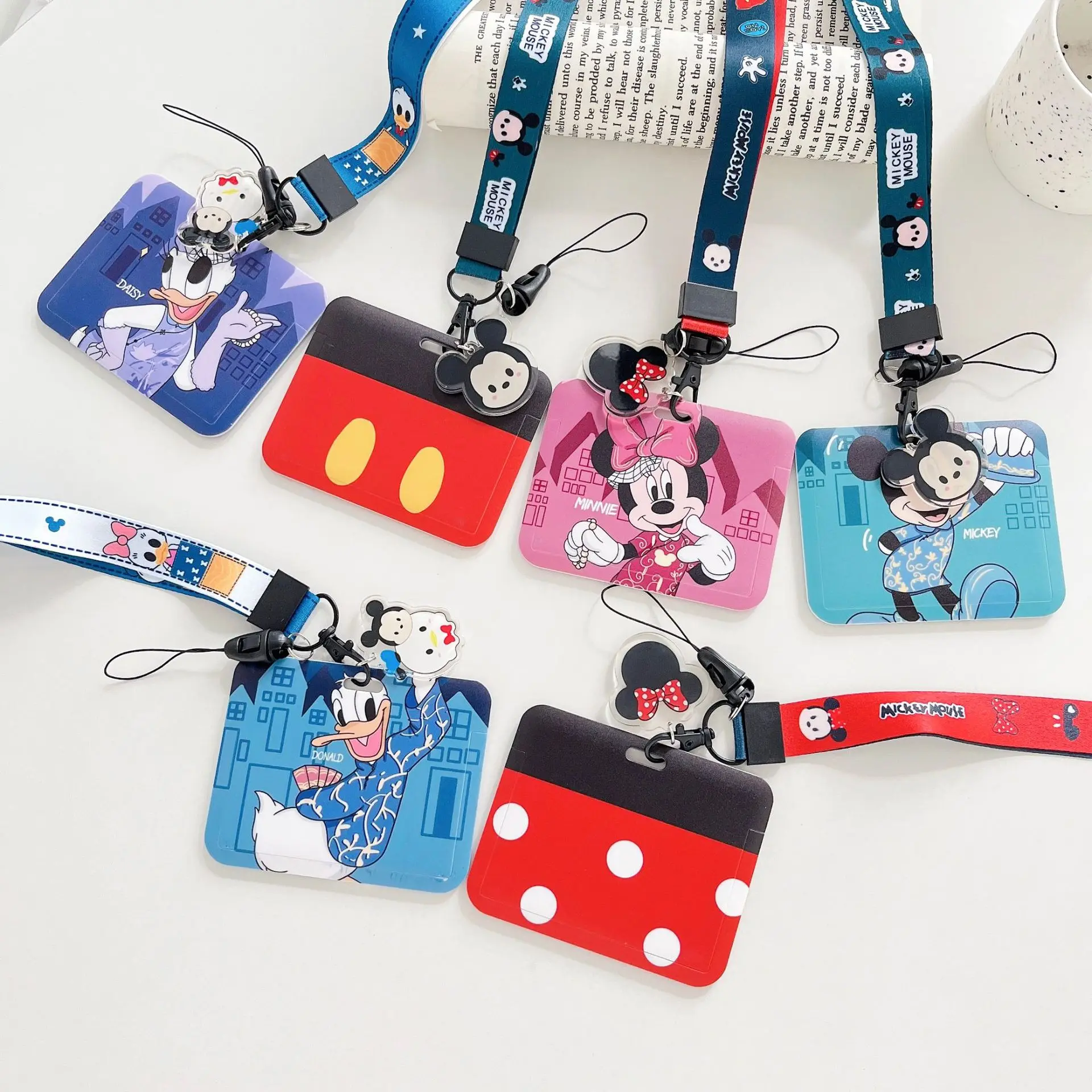 Disney Mickey Minnie Mouse Cartoon Card Holder Studente Campus Card Id Hanging Holder Cordino Piatti Da Lavoro Anti-Goccia Regalo Per Bambini