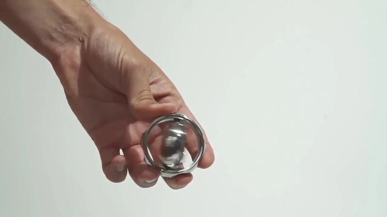 【HANA　新品未使用】ストレス解消 グッズ ( ジャイロ スコープ ) アップグレード金属 EDC ジャイロスコープハンドスピナーそわそわ