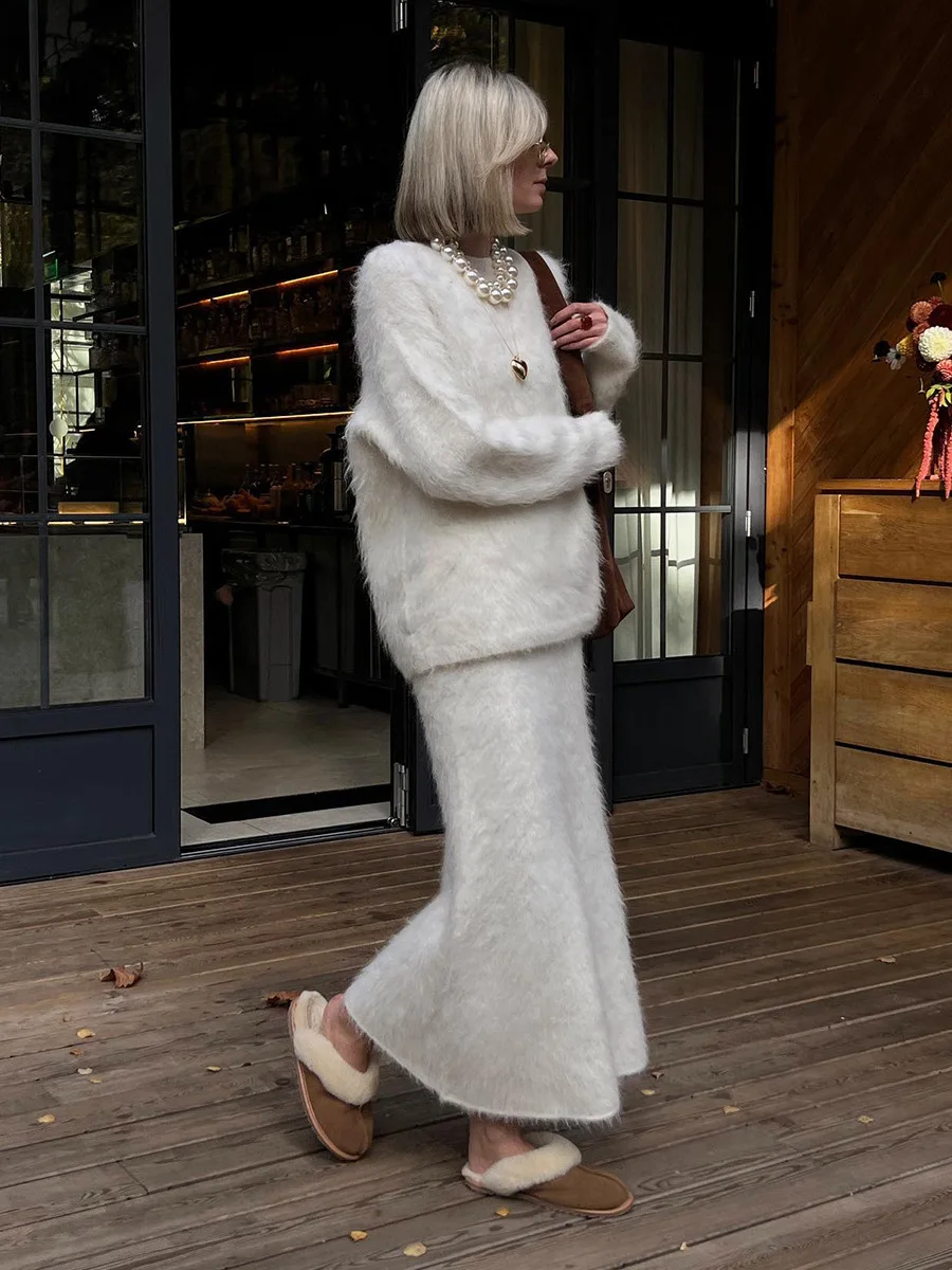 Bornlladies Winter Fashion Wool Knitted Streetwear 2-Piece Set Oversized Pullover High Waist Skirt Women Casual  Lounge Outfit