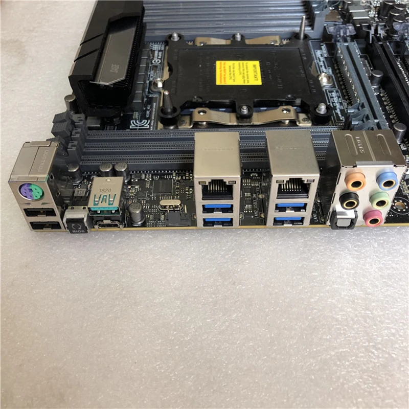 오리지널 워크스테이션 마더보드 WS C621E SAGE C621 12 x DIMM DDR4 1536GB 100% 출하 전 테스트 완료