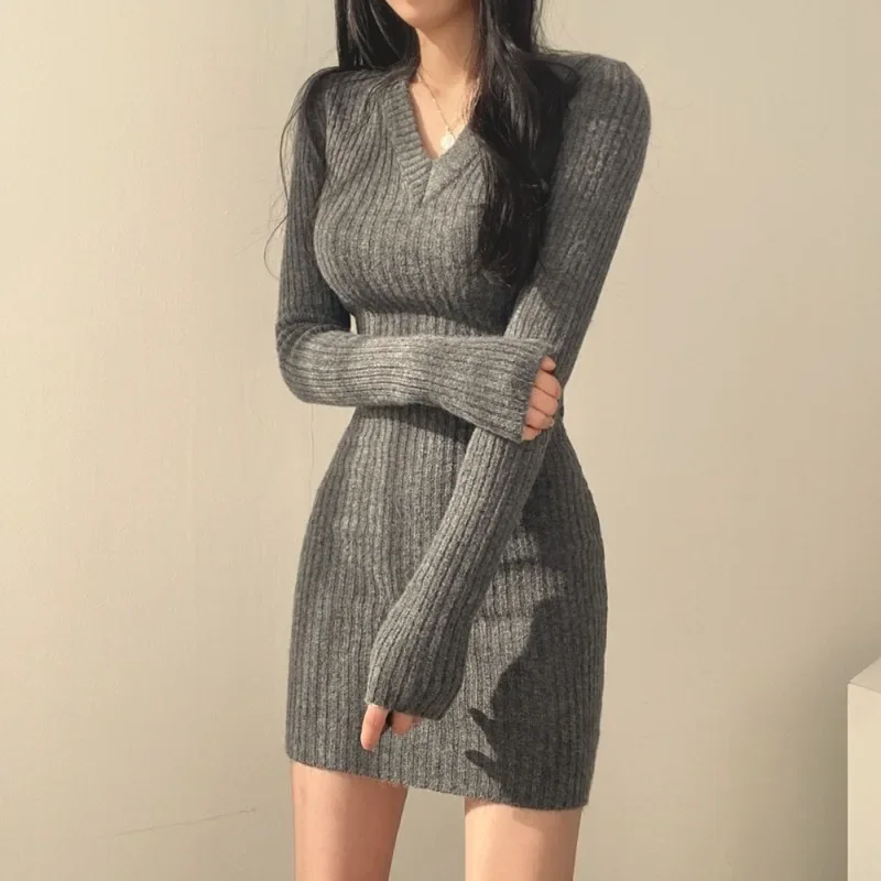 Fashion Vintage Autumn New Women's  Clothing V-neck Knitted Dress Elegant Slim-fitting Long-sleeved Knitwear Skirt